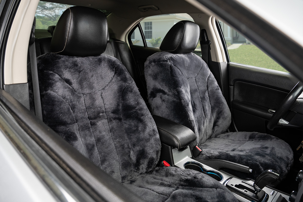 2010 Mercedes Milan (headrests and console not covered)