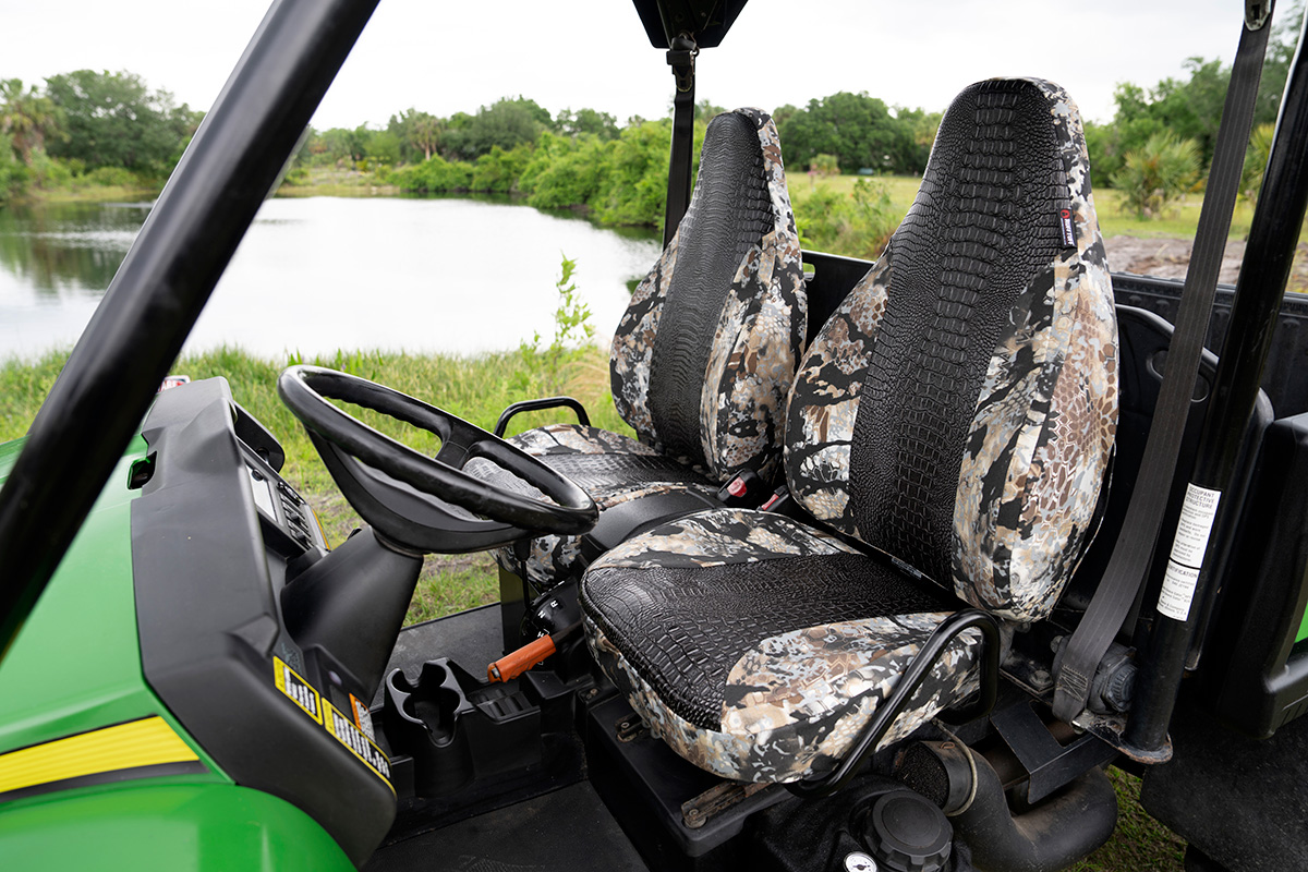 2018 John Deere 825i