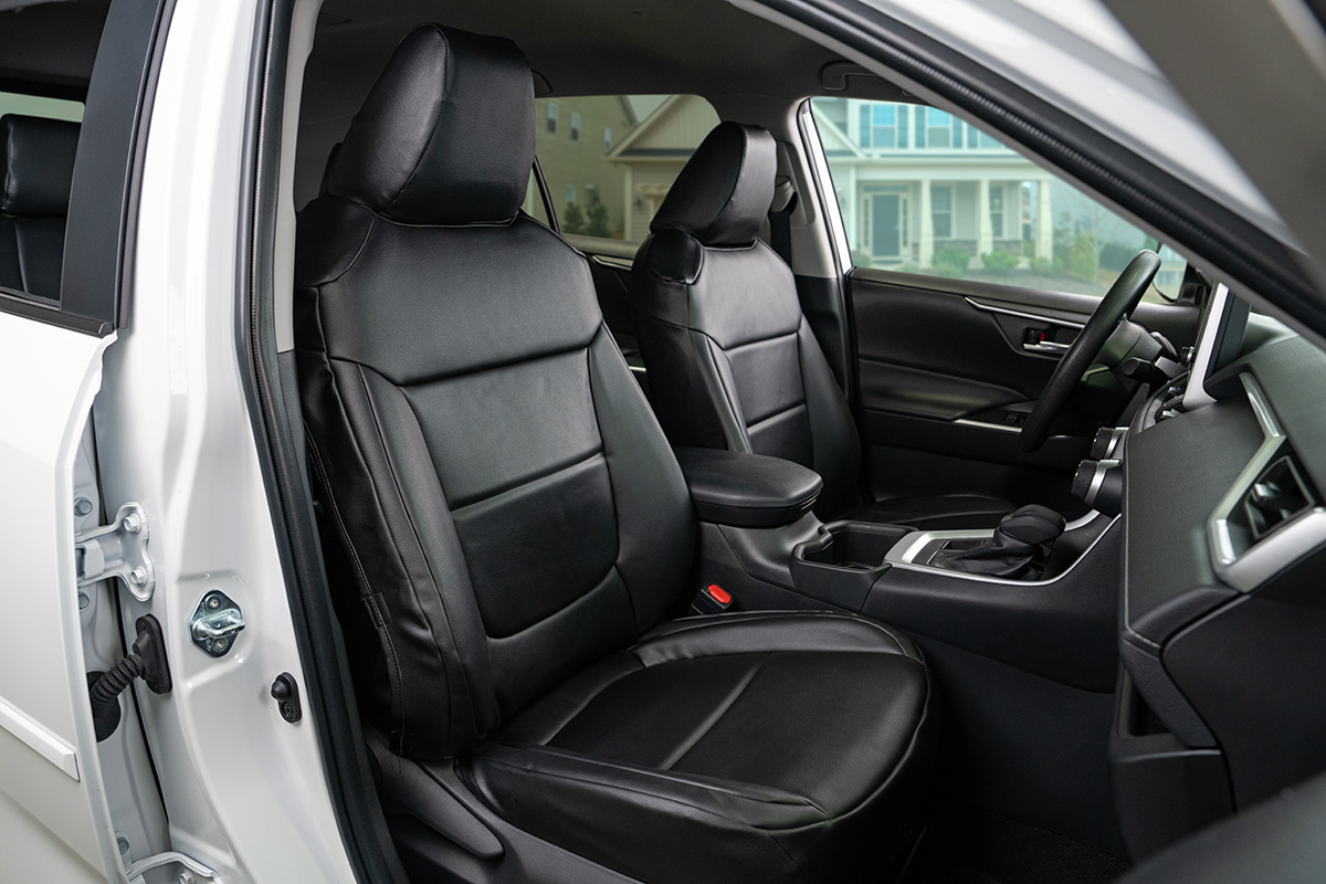 2024 Toyota RAV4 (console not covered)