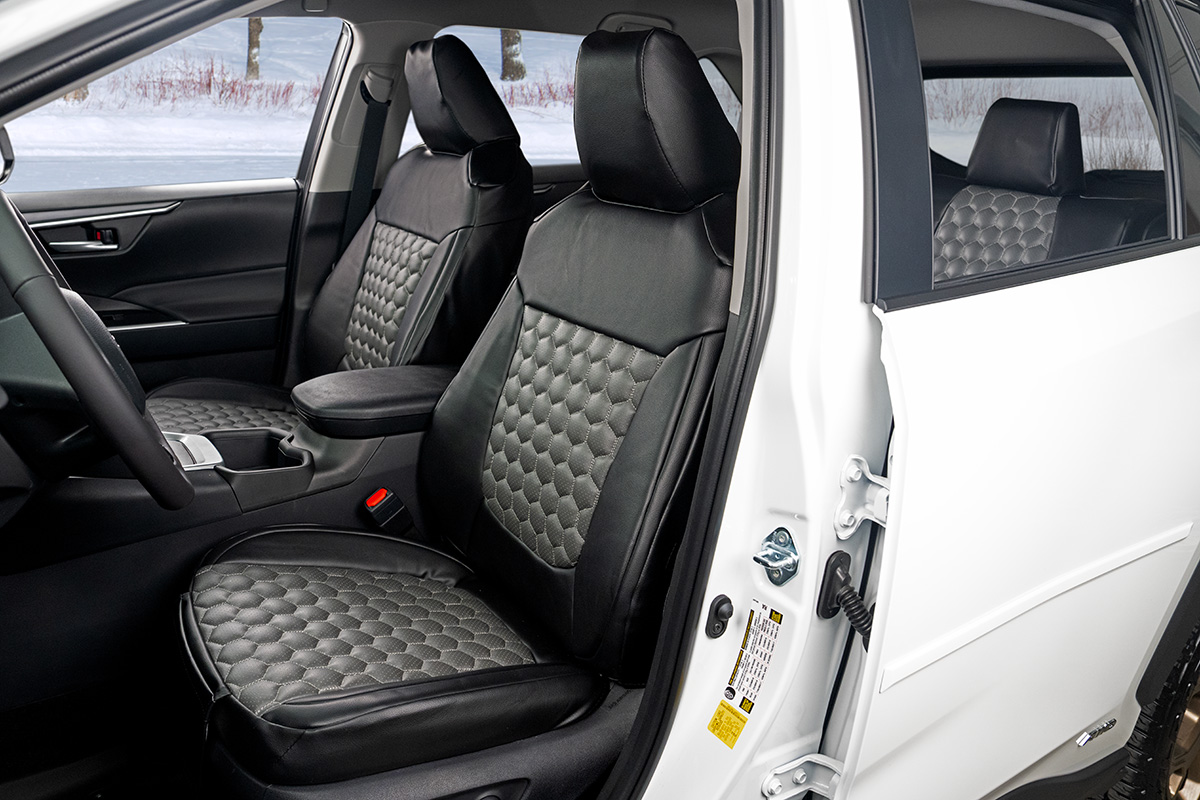 2025 Toyota RAV4 (console not covered)